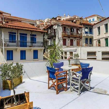 Holiday home Niki's Traditional House