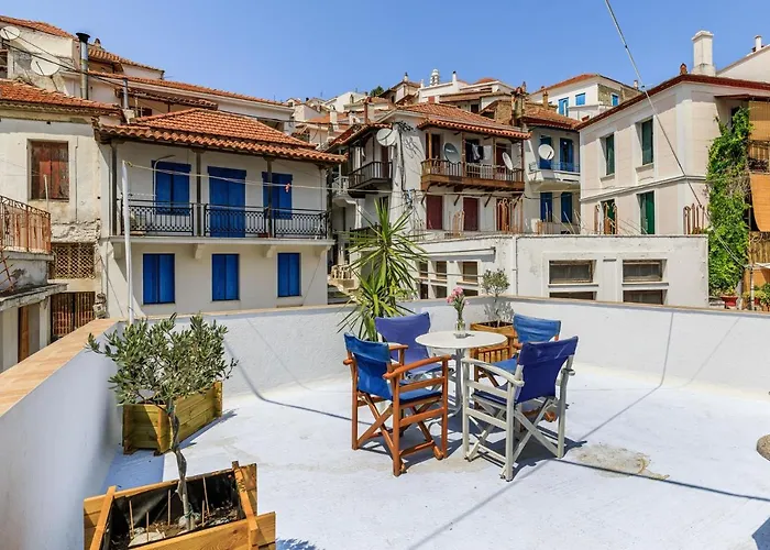 Vakantiehuis Niki's Traditional House